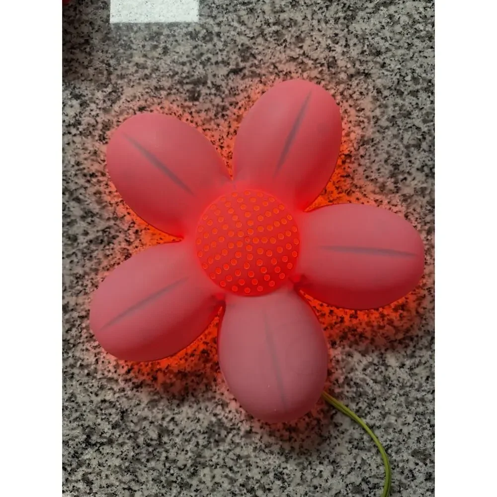 IKEA Smila Blomma Pink flower wall lamp cord with toggle 14” Plastic